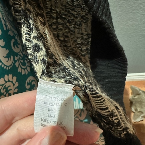 Aztec inspired Elegant Black and Cream Patterned Cardigan. Bohemian. NWOT - Picture 7 of 10